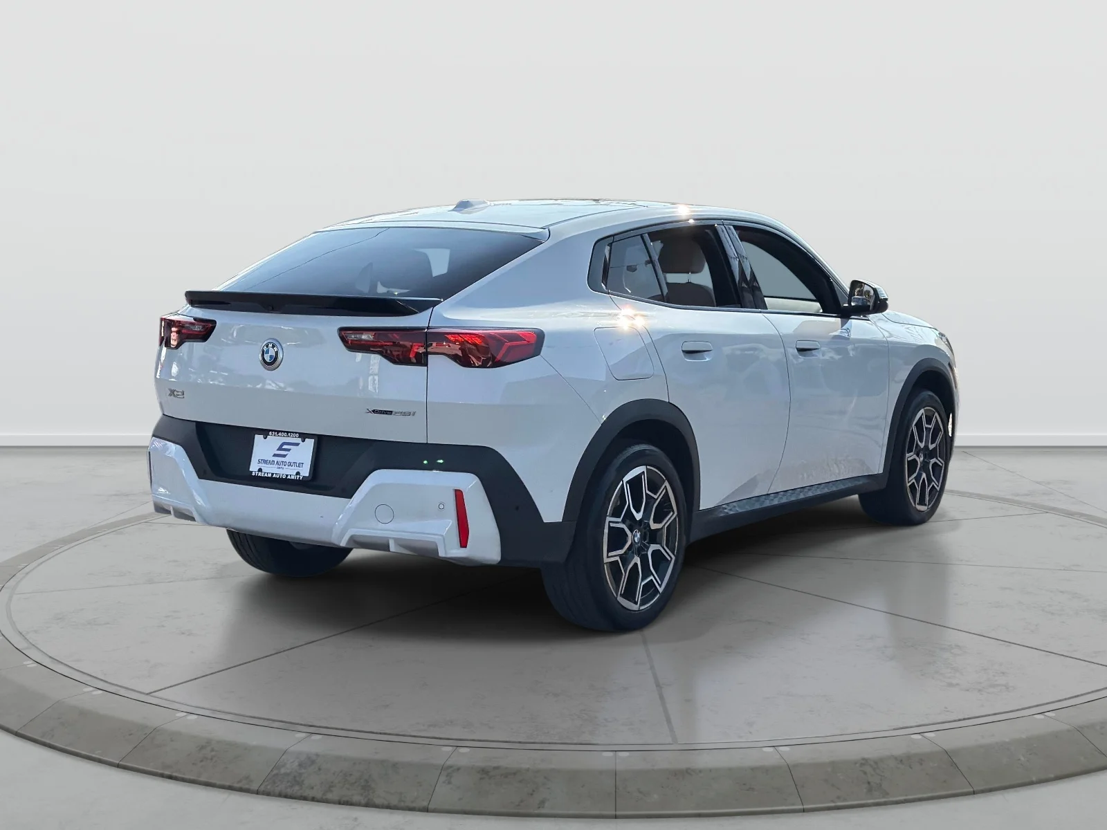 2025 BMW X2 28i - Photo 6