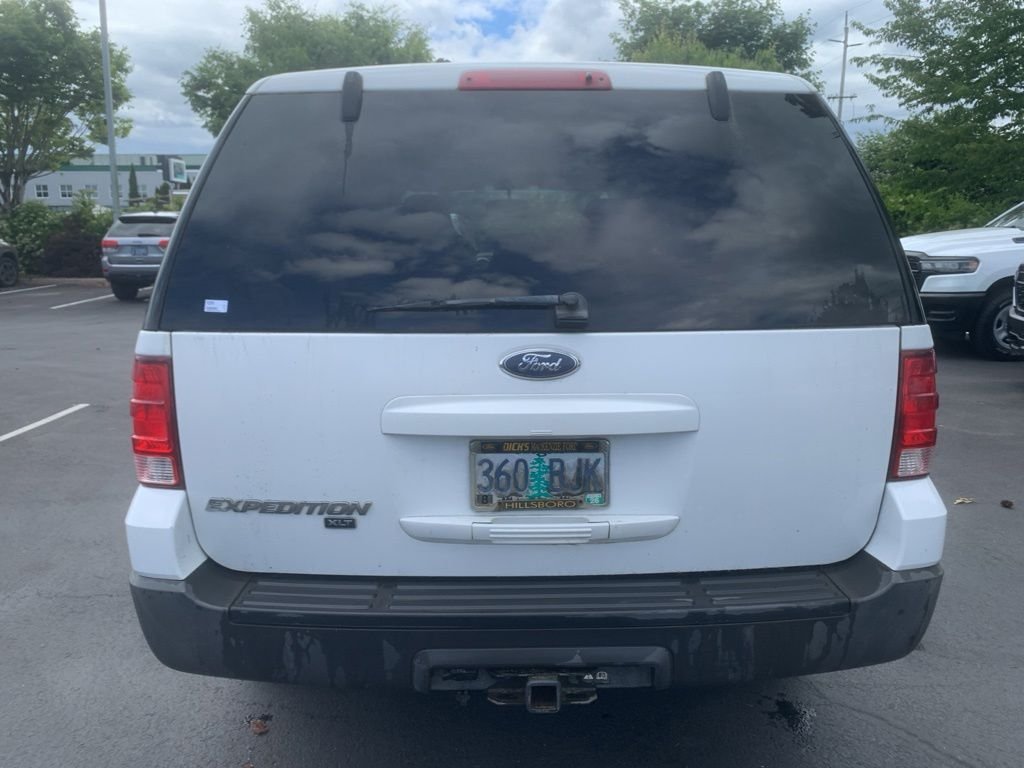Used 2004 White Ford XLT image 2