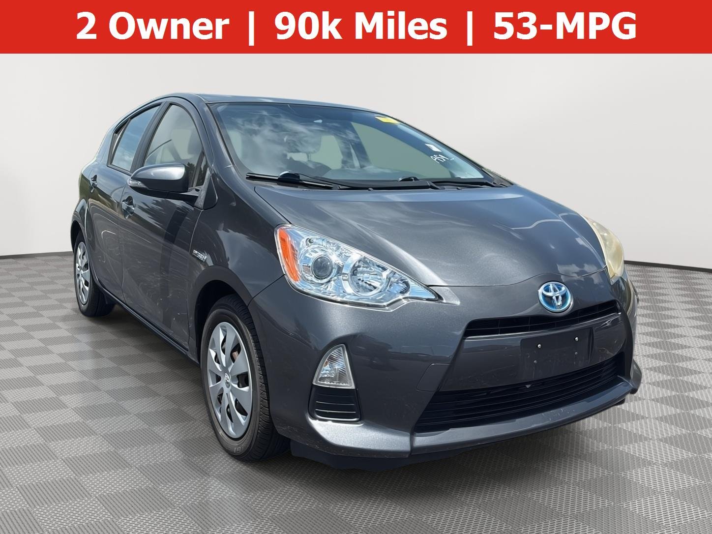 2012 Toyota Prius c Two's photo