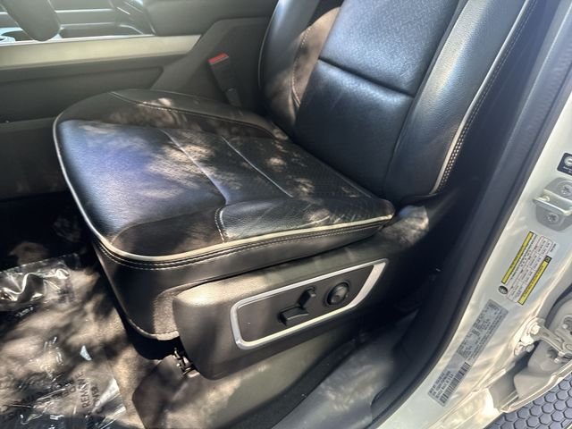 Used 2023 White Ram Laramie image 30