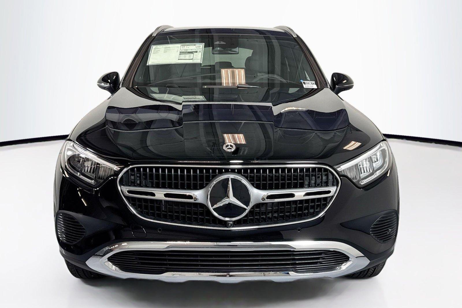 New 2026 Black Mercedes-Benz GLC 300 image 2