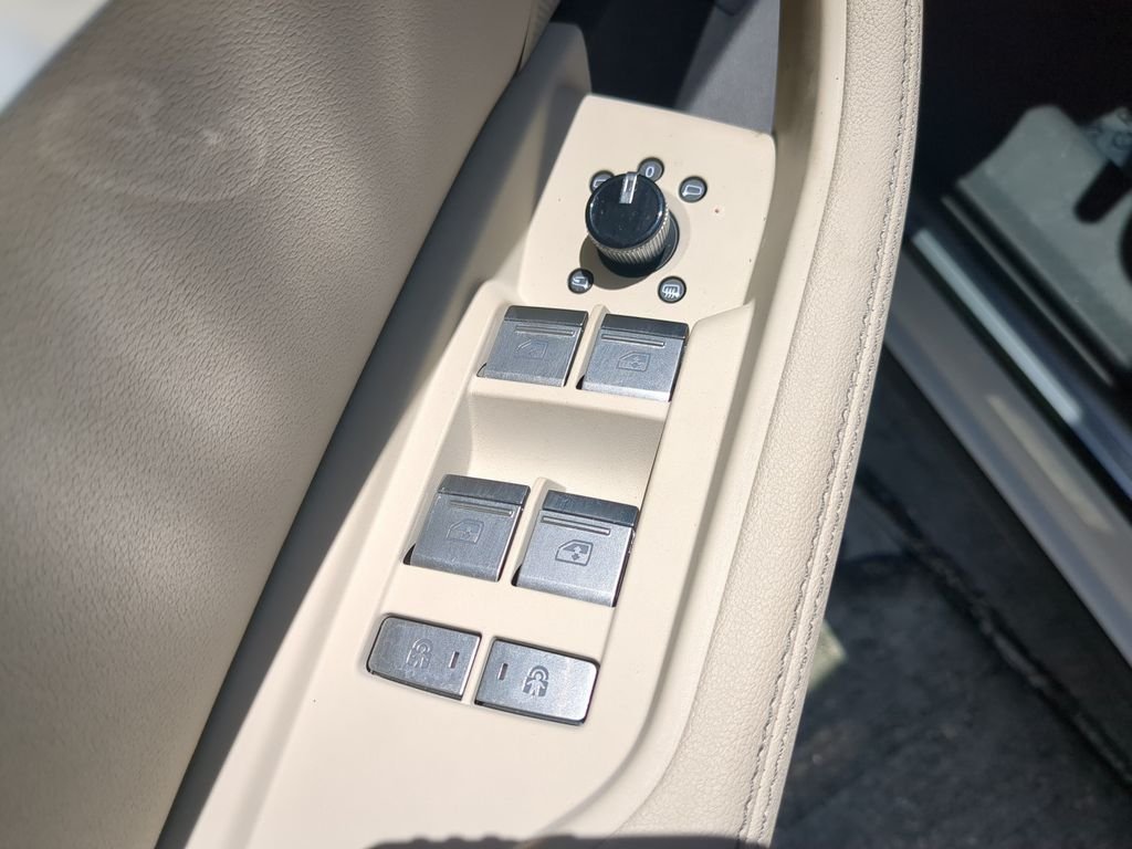 Used 2024 White Audi Premium Plus image 19