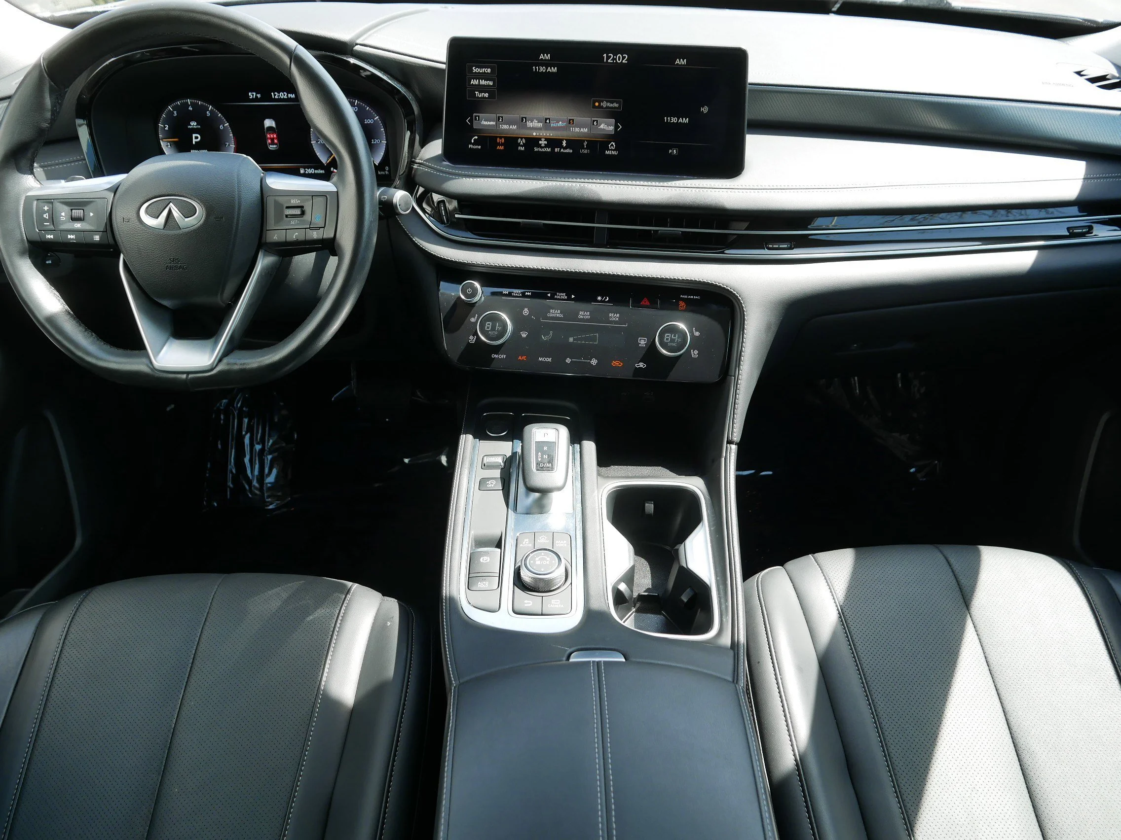 Certified Used 2022 Graphite Shadow INFINITI LUXE image 10