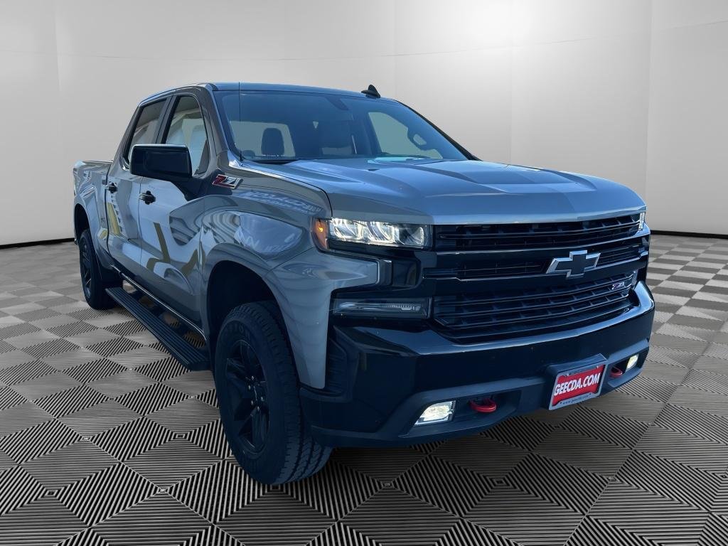 Used 2019 Satin Steel Metallic Chevrolet LT Trail Boss image 3