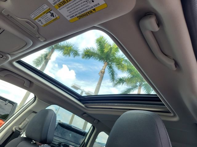Used 2022 White Subaru Premium image 20