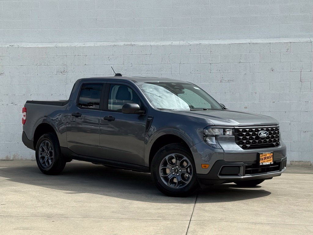 New 2026 Carbonized Gray Metallic Ford XLT image 1