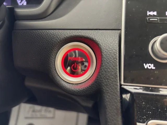 Used 2019 White Honda Touring image 7