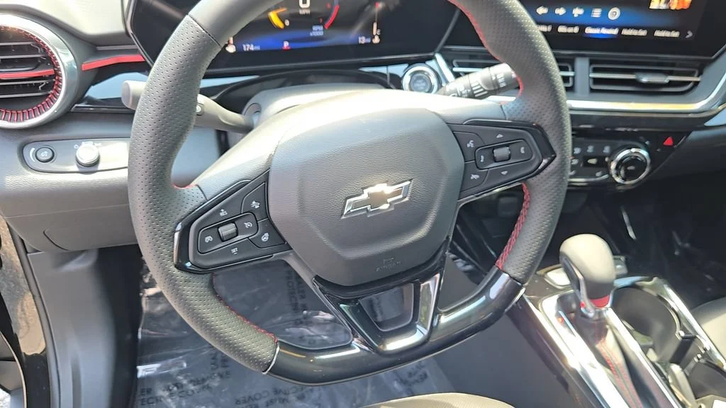 2026 Chevrolet Trax RS - Photo 10