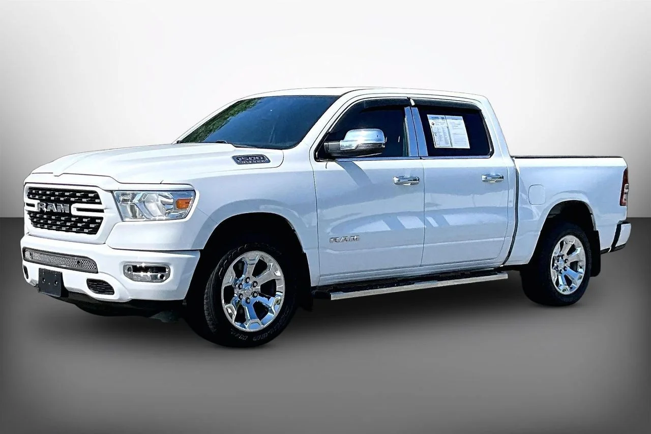 Certified Used 2023 White Ram Big Horn/Lone Star image 4