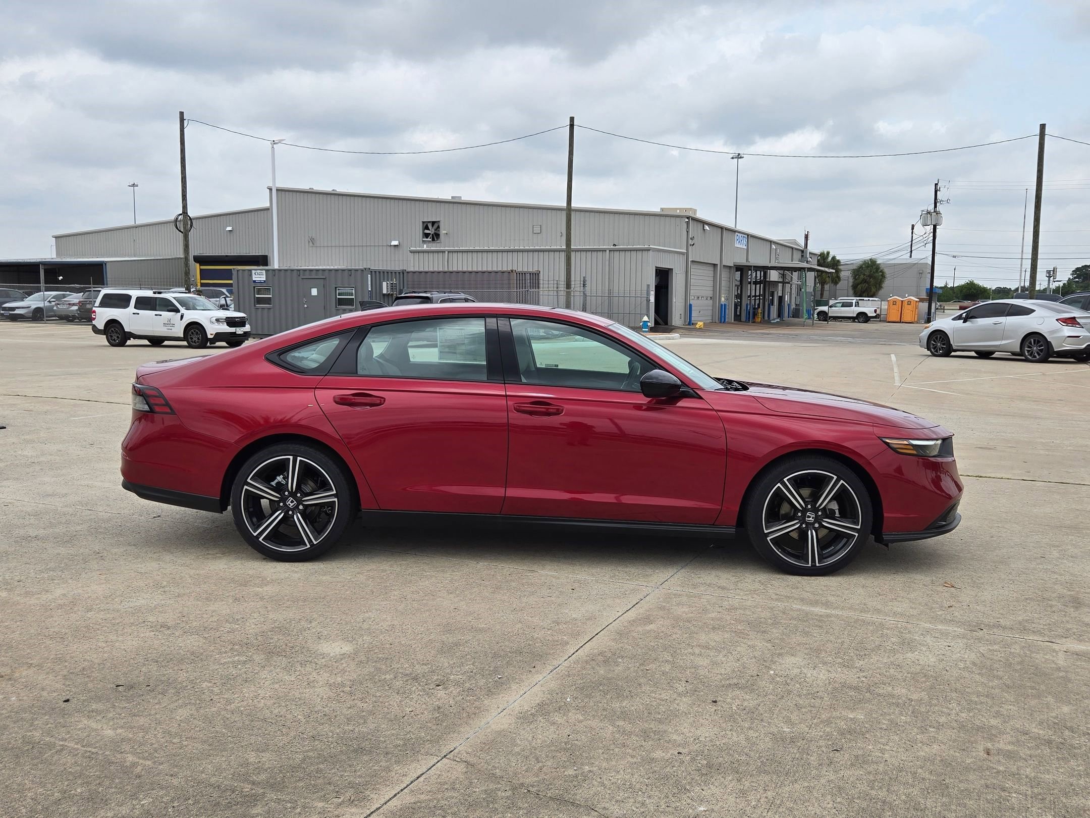 New 2026 Radiant Red Metallic Honda SE image 3