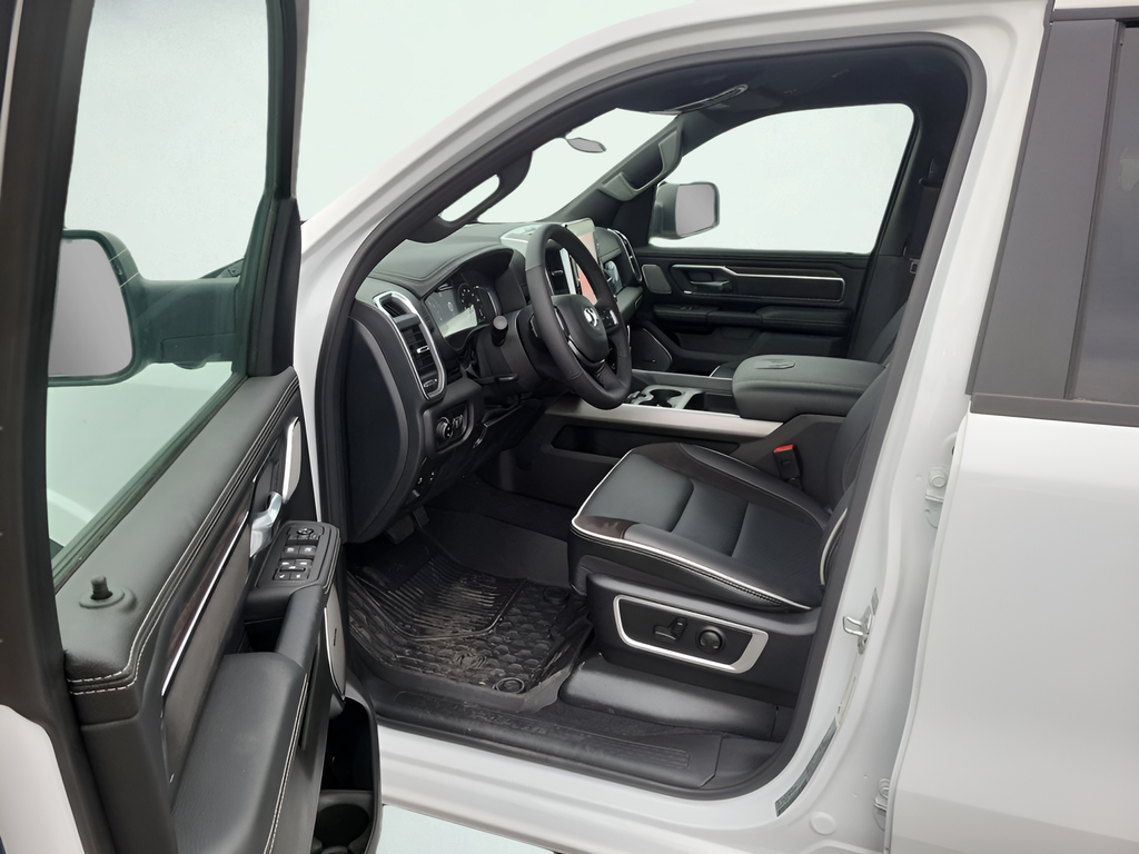 2025 RAM 1500 Laramie - Photo 10