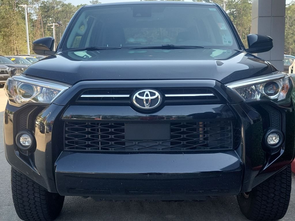 Certified Used 2021 Black Toyota SR5 image 5