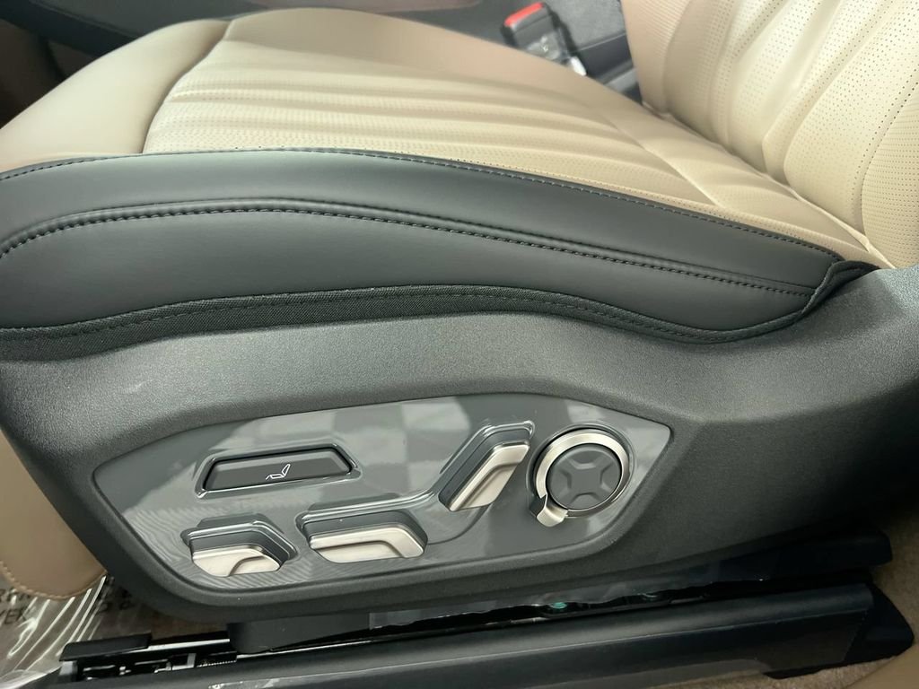 New 2026 Wolf Gray / Black Roof Kia GT-Line AWD image 15