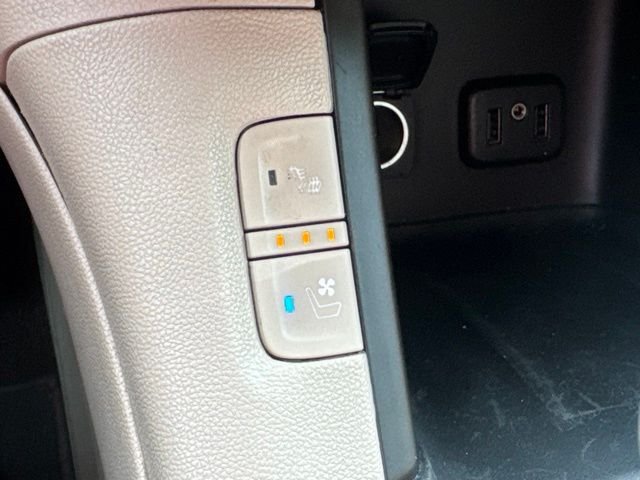 Used 2017 Red GMC Denali image 23
