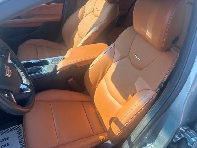 Used 2025 Silver Cadillac Premium Luxury image 2