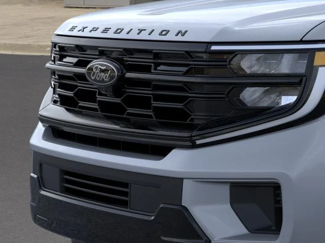 New 2026 Glacier Gray Metallic Tri-Coat Ford Platinum image 17