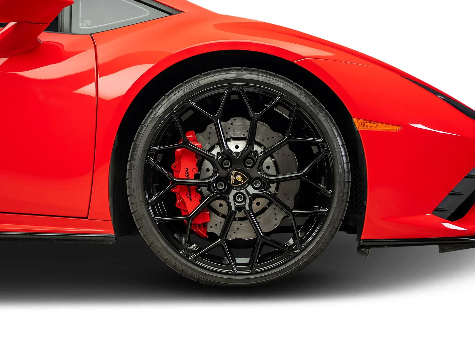 Used 2020 Red Lamborghini Base image 28