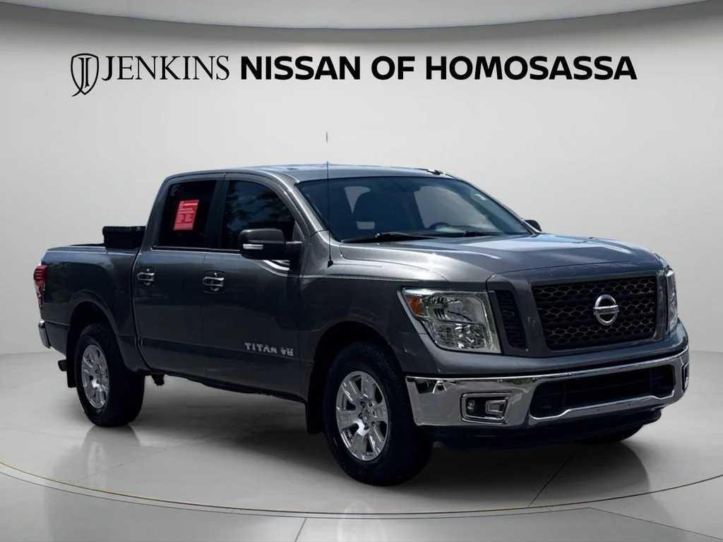 Used 2019 Gray Nissan SV image 15
