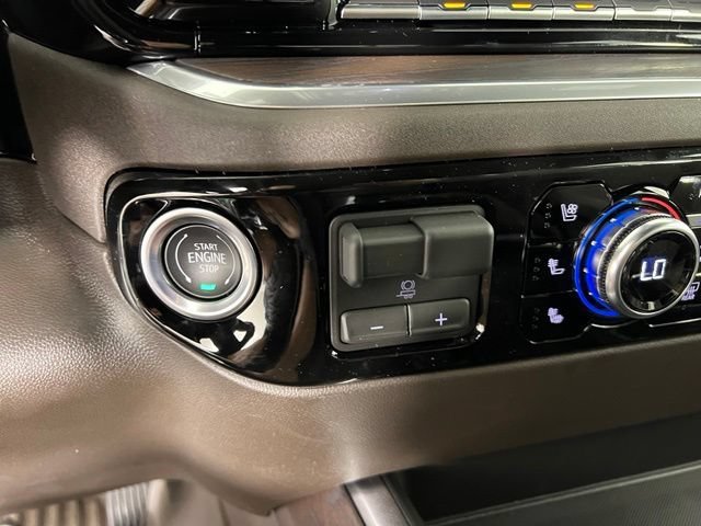 New 2026 Summit White GMC SLT image 30