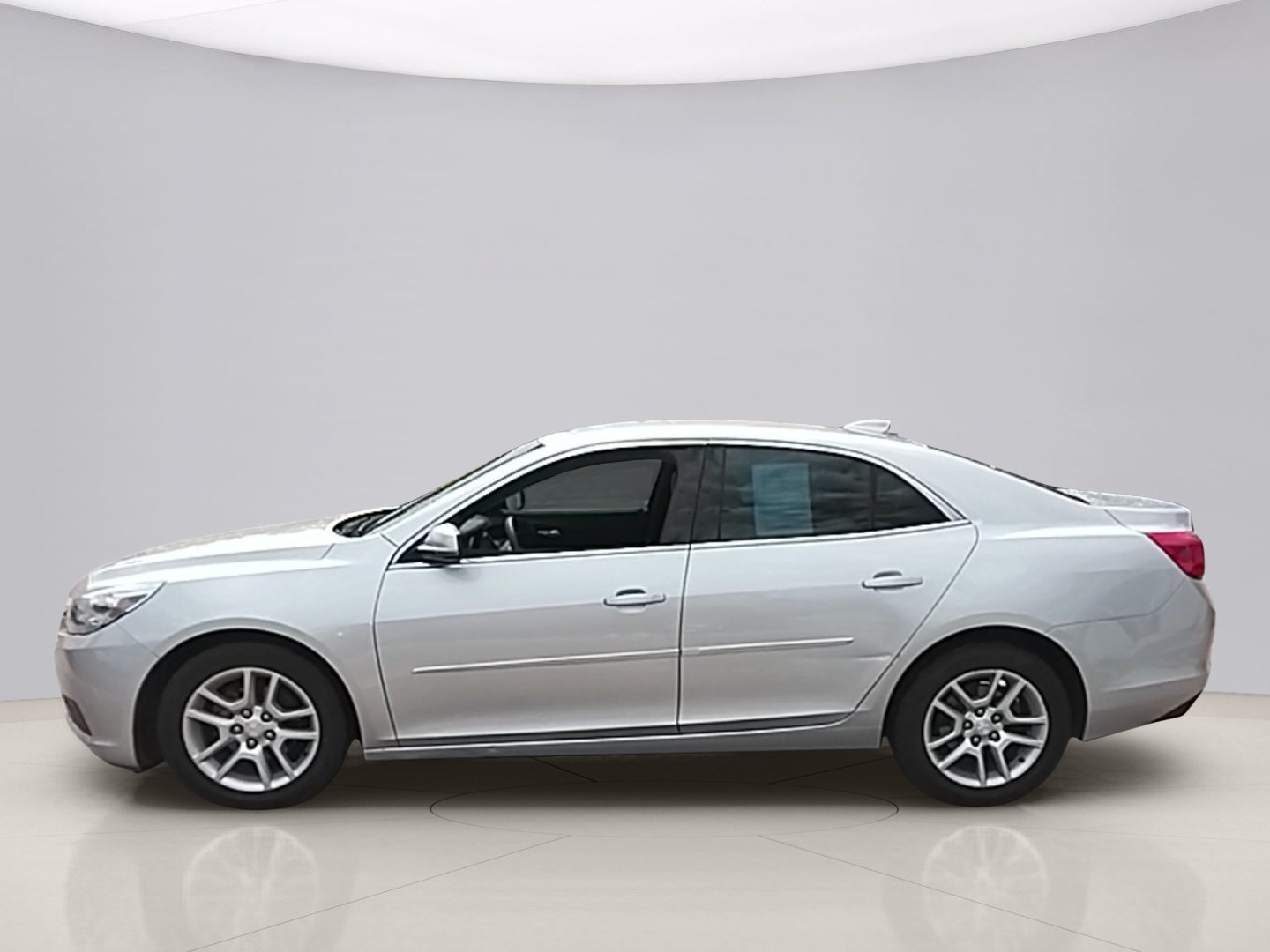 Used 2016 Silver 4 Chevrolet 1LT image 2