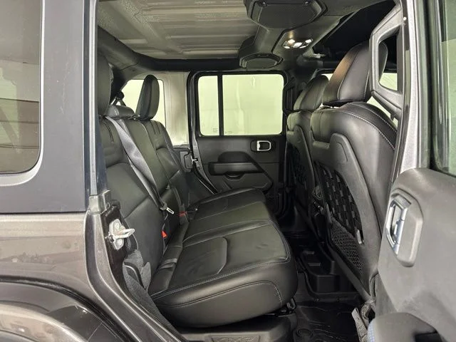 Used 2022 Granite Crystal Metallic Clearcoat Jeep Unlimited Rubicon 4xe image 5