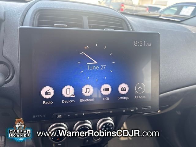 Used 2022 Silver Mitsubishi 2.0 ES image 6