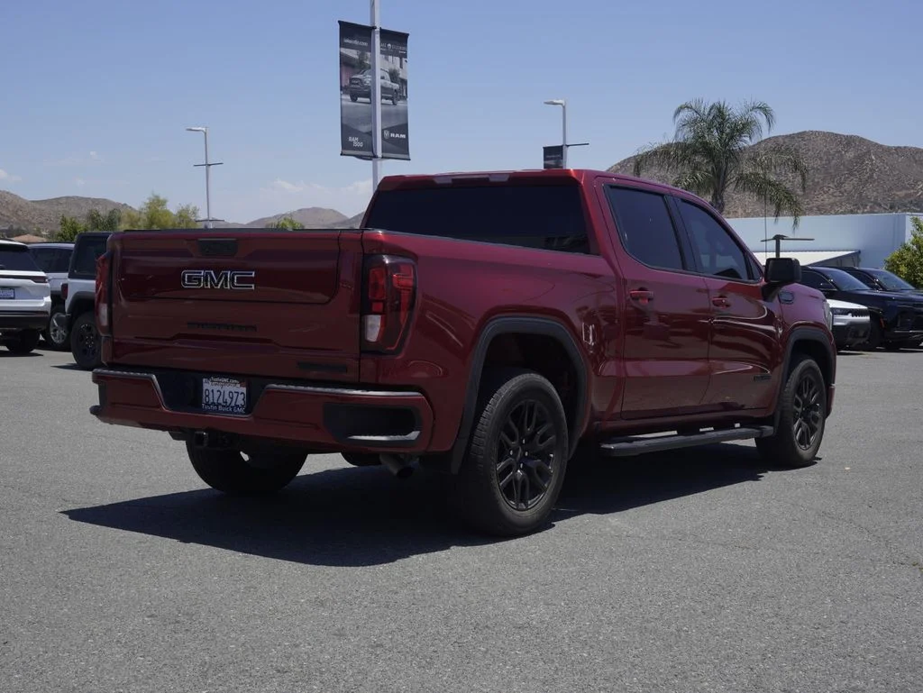 Used 2024 Red GMC Elevation image 2
