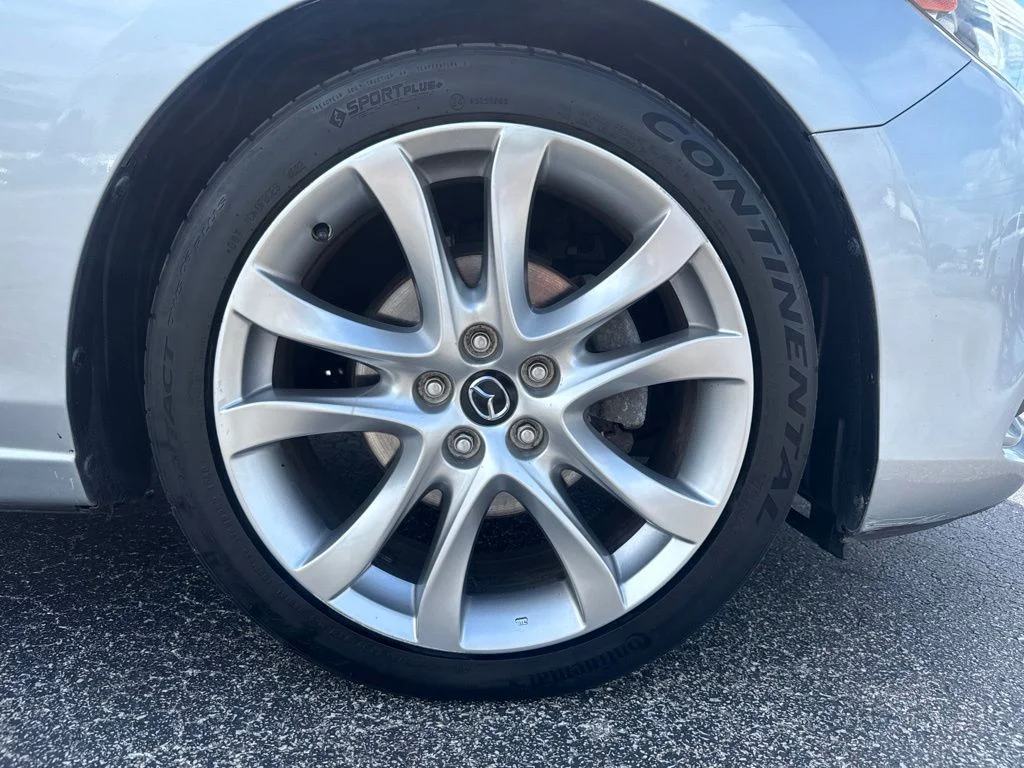 Used 2017 Silver Mazda Touring image 9