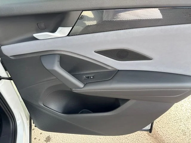 New 2026 Pure White Volkswagen SE image 30