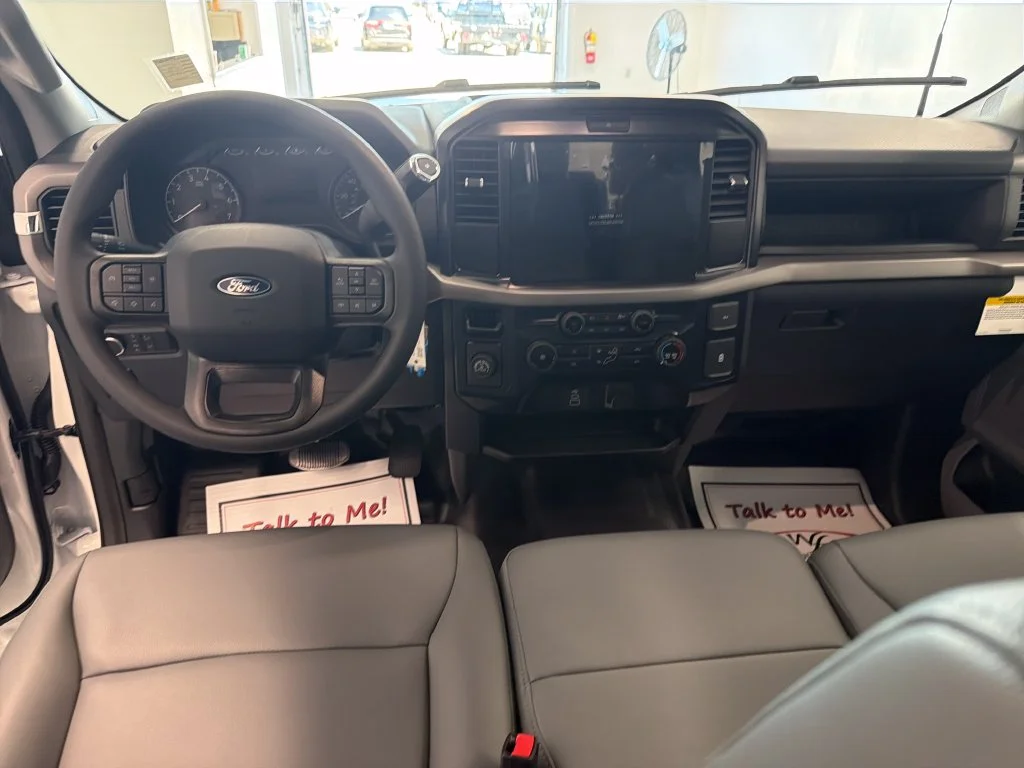 New 2026 Oxford White Ford XL image 14