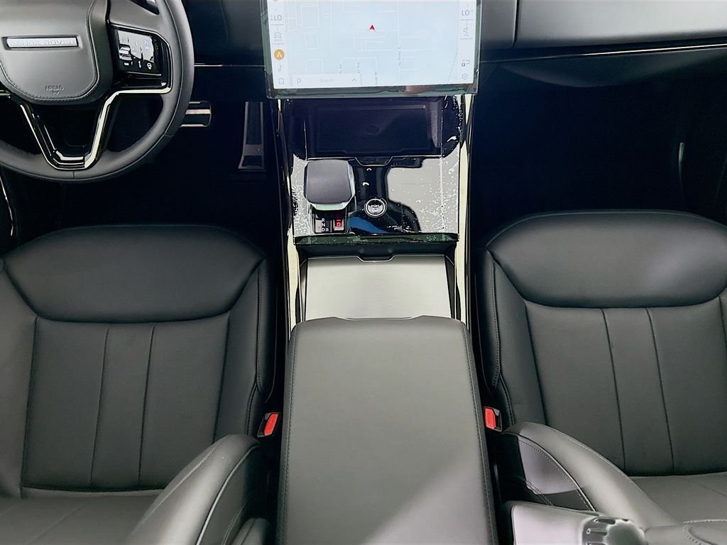 New 2026 Borasco Grey Land Rover Dynamic SE image 18
