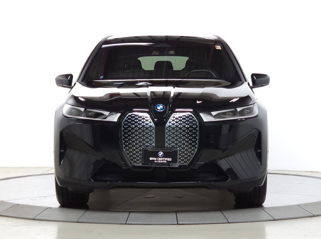 Used 2024 BMW iX Base with VIN WB523CF06RCP15462 for sale in Schaumburg, IL