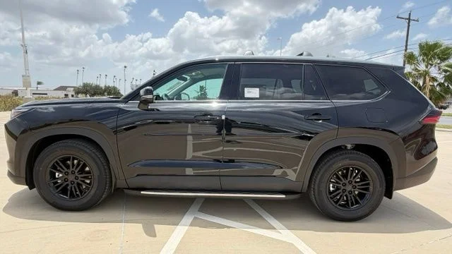 New 2026 Midnight Black Metallic Toyota XLE image 3