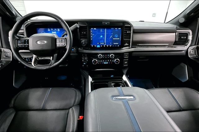 2026 Ford F-250 Super Duty Platinum - Photo 19