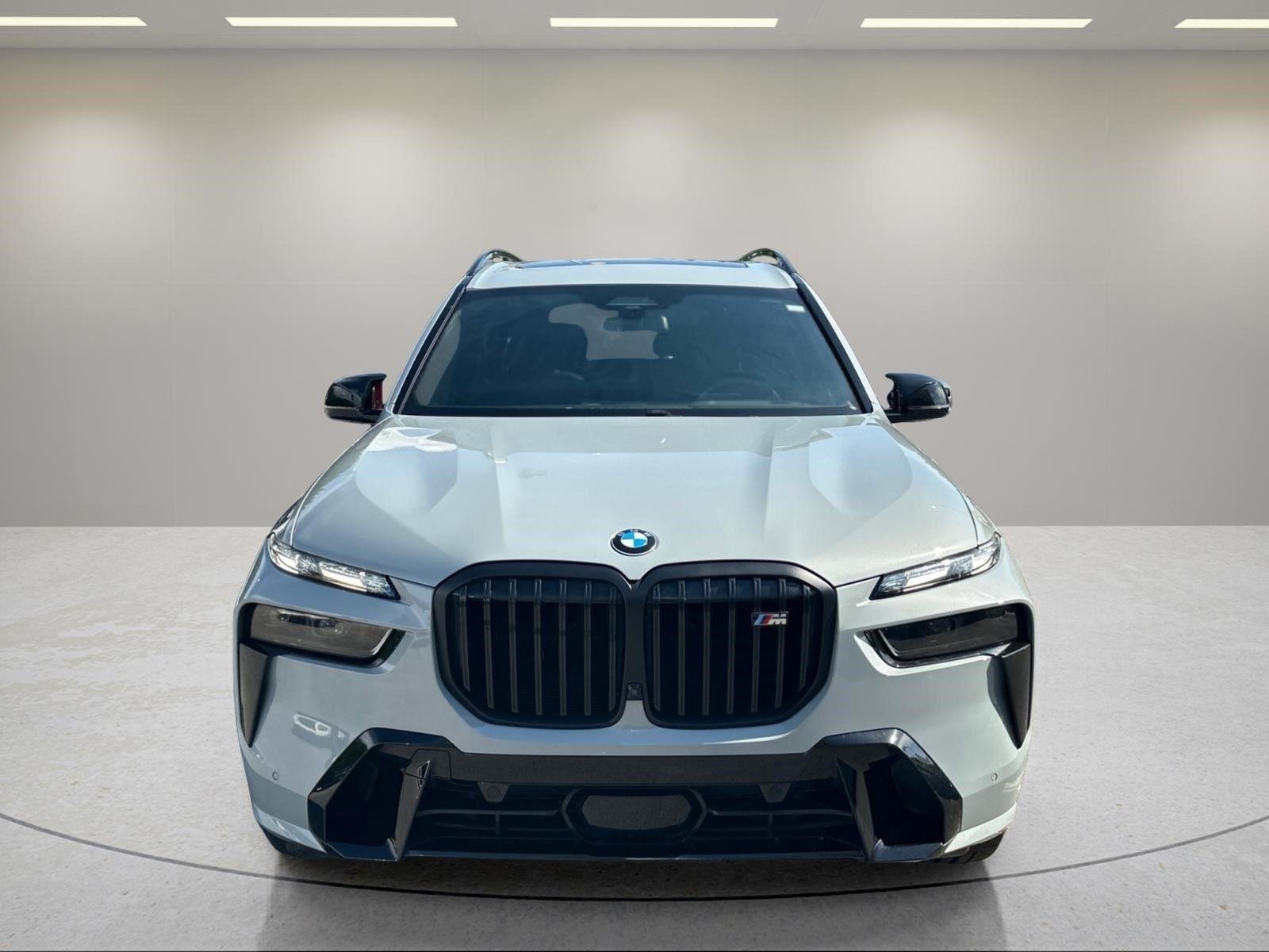 Used 2024 Brooklyn Grey Metallic BMW M60i image 9