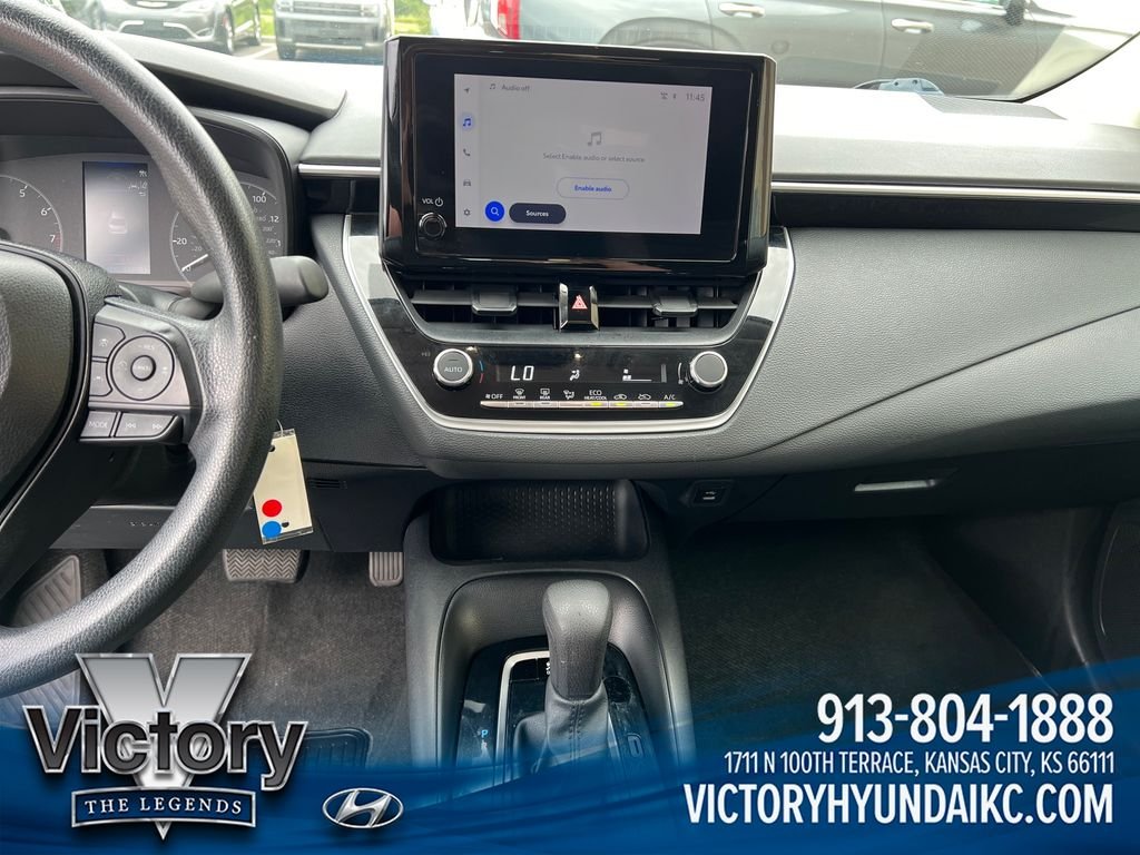 Used 2024  Toyota LE image 17