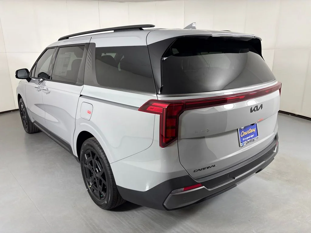 New 2027 Silver Kia EX image 6