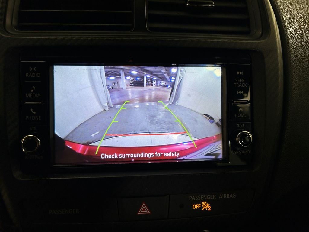 Used 2022 Red Mitsubishi 2.0 ES image 26