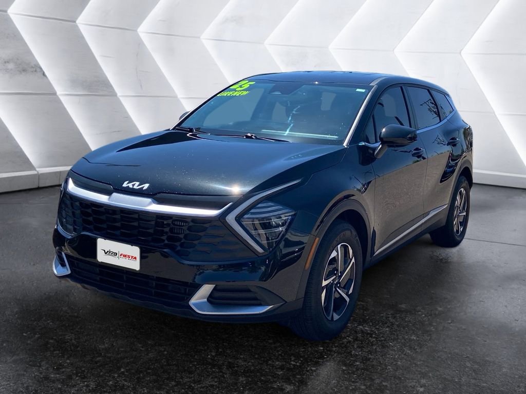 Used 2025 Black Kia LX image 3