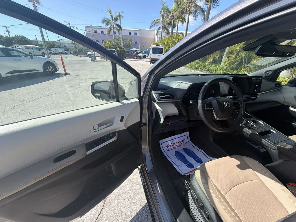 Used 2023 Gray Toyota Limited image 15