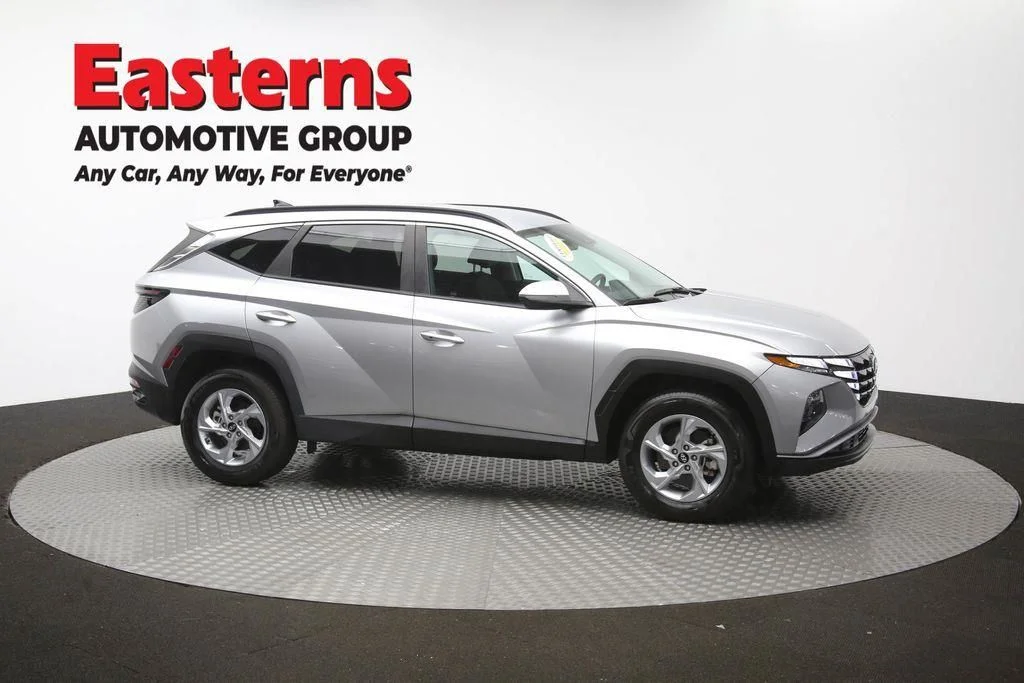 Used 2022 Silver Hyundai SEL image 43