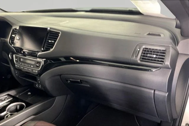 Used 2026  Honda Black Edition image 25