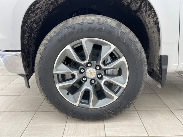 2026 Chevrolet Silverado 1500 LT - Photo 7