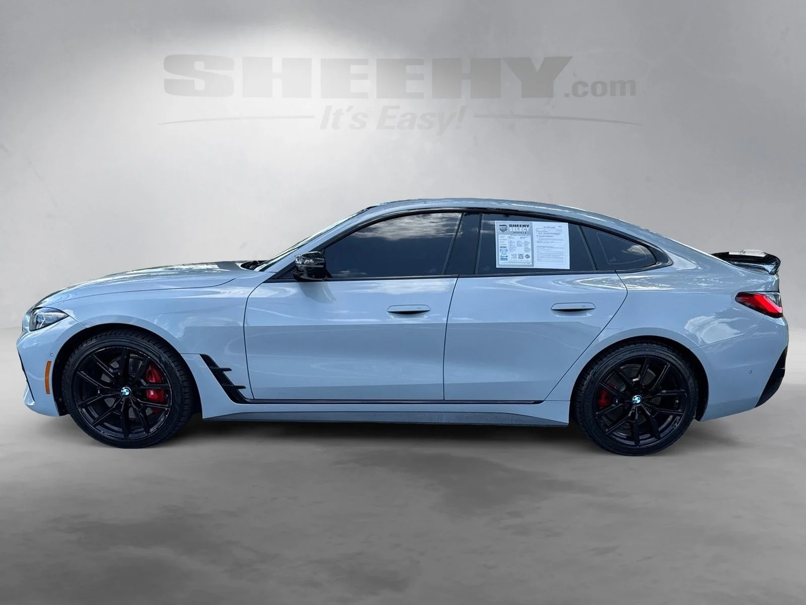 Used 2024 Gray BMW M440i xDrive image 13
