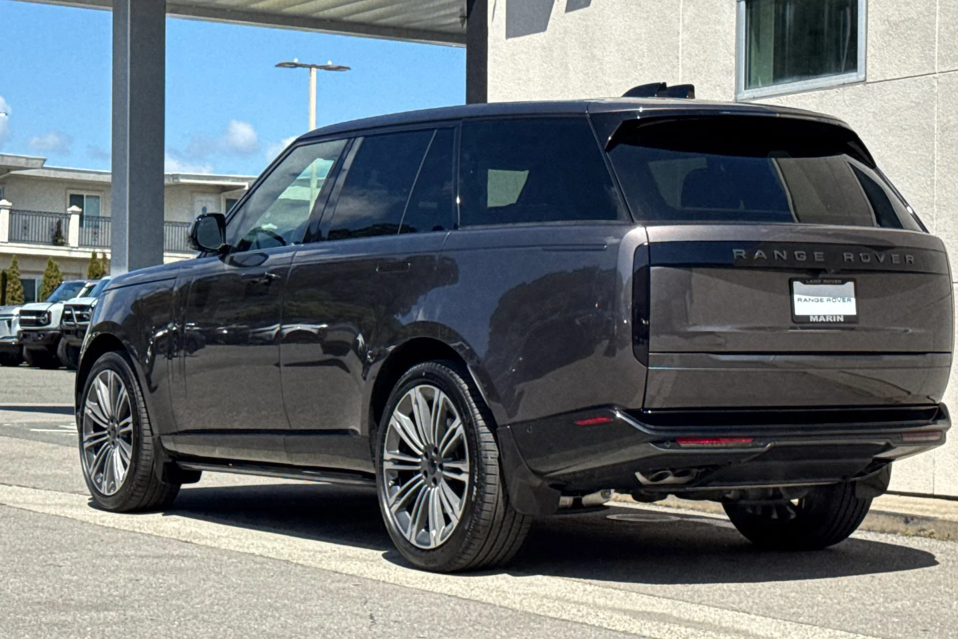 New 2026  Land Rover SE image 6