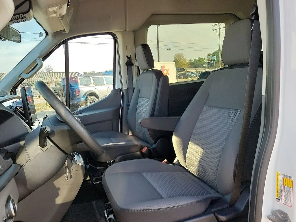 2025 Ford Transit Passenger Van XLT - Photo 9
