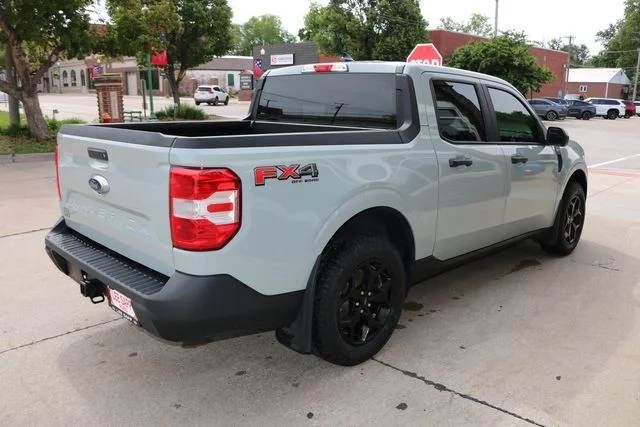 Used 2022 Cactus Green / Gray Ford XLT image 10