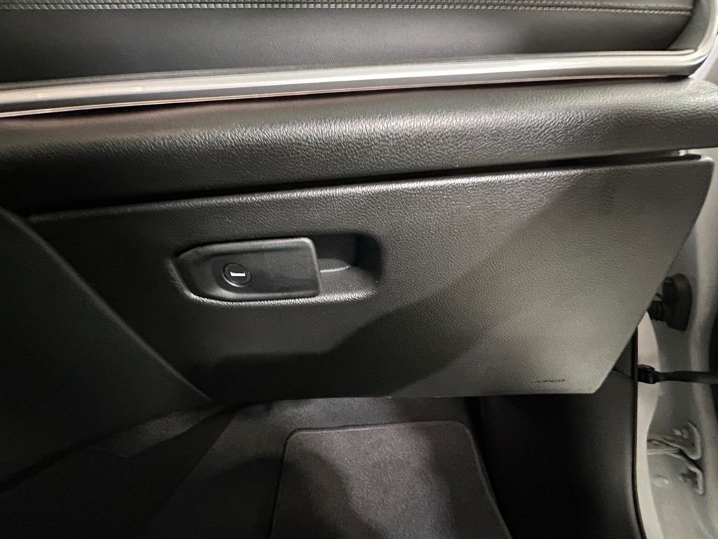 Used 2023 White Jeep Limited image 24