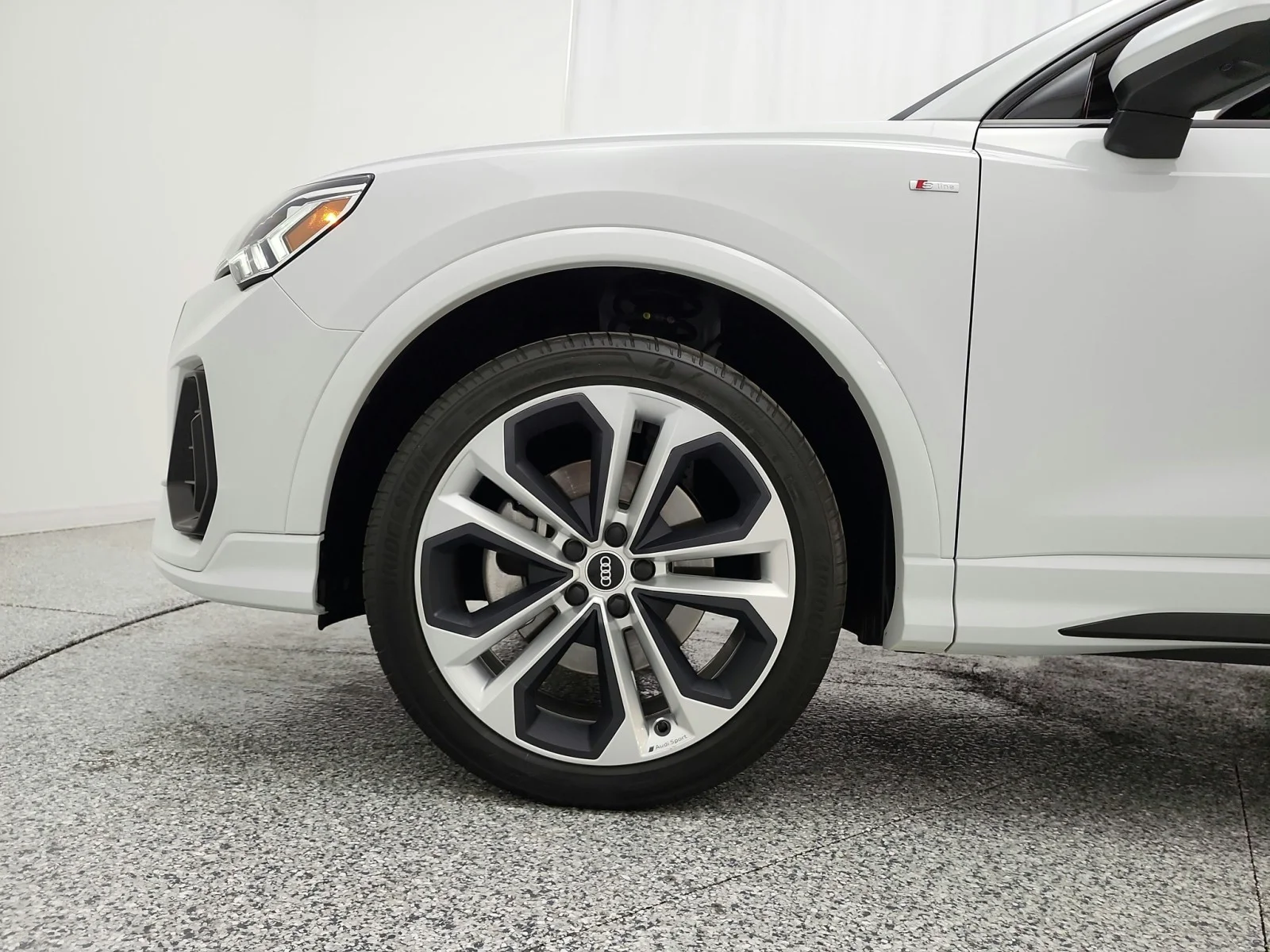 Used 2022 Glacier White Metallic Audi S line Premium Plus 45 TFSI quattro image 18