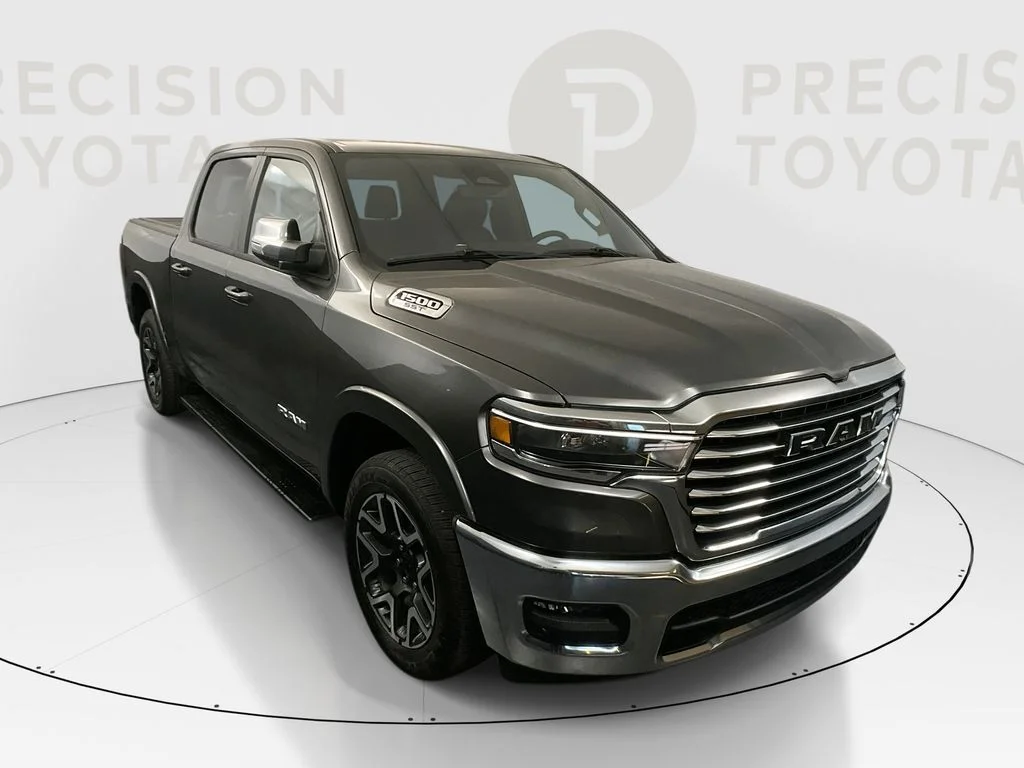2025 RAM 1500 Laramie 4x4 Crew Cab 5'7's photo